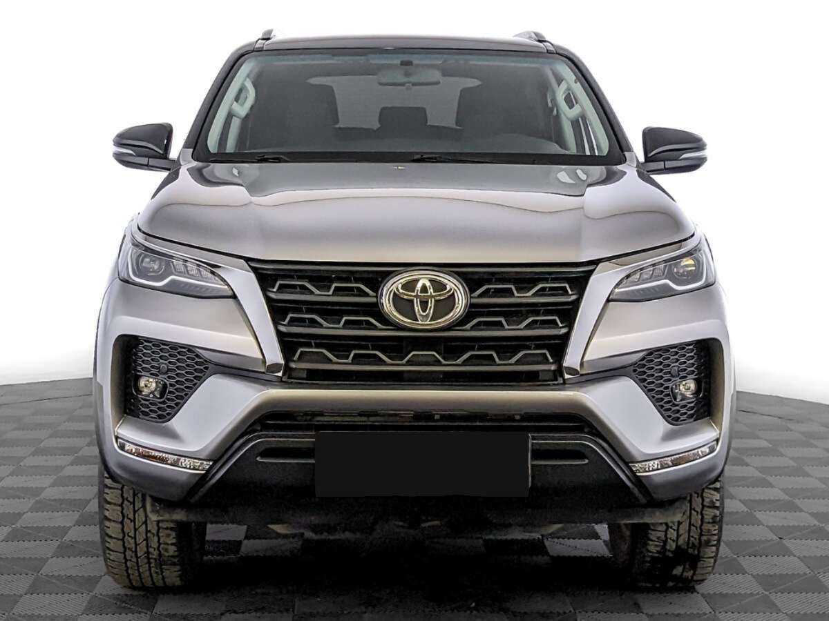 Toyota Fortuner 2021 года с пробегом. Фото: #1