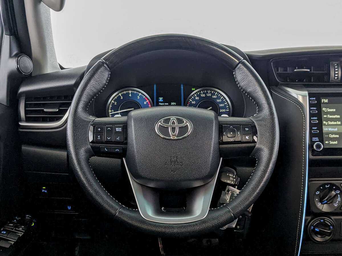Toyota Fortuner 2021 года с пробегом. Фото: #15
