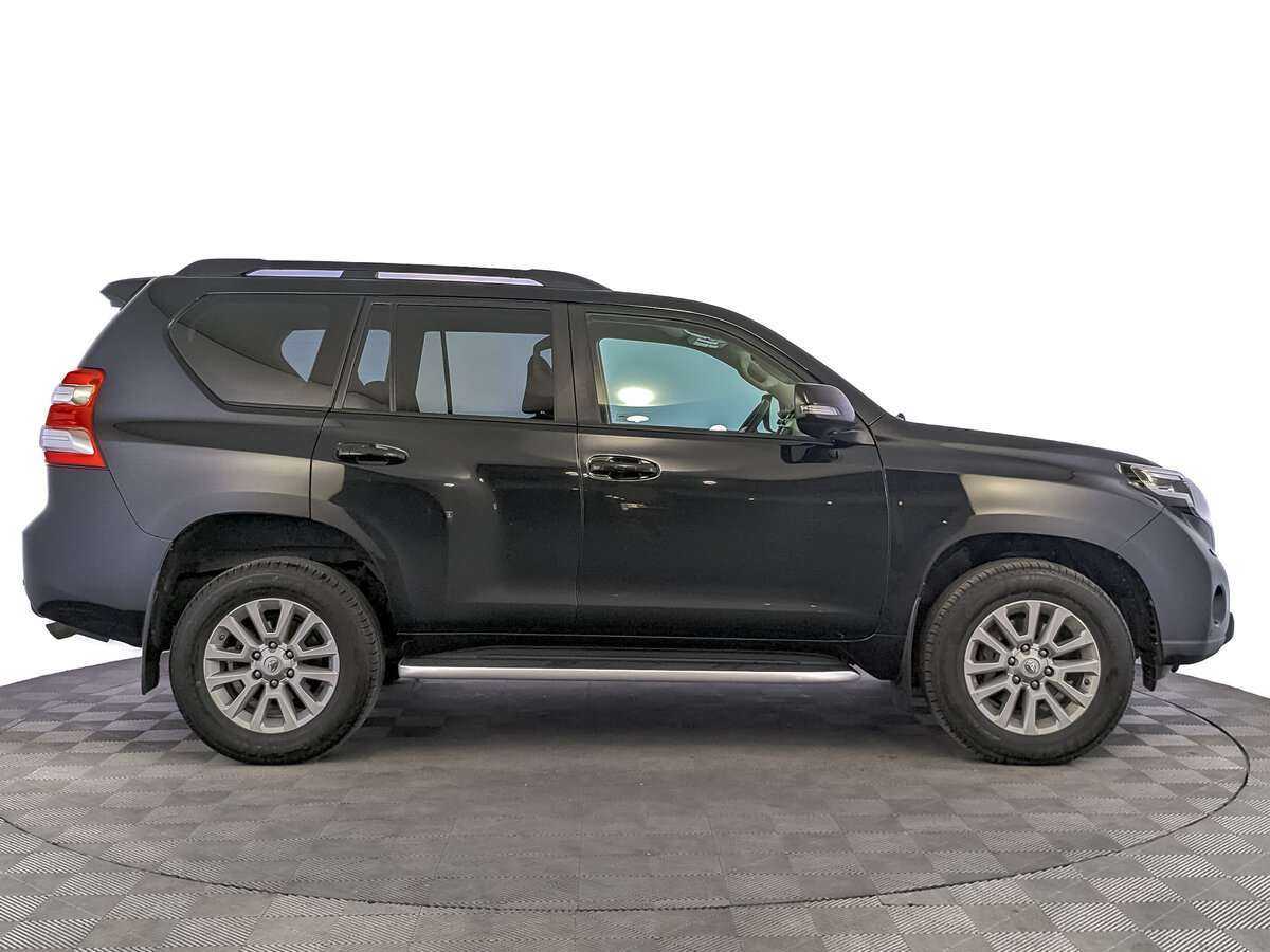 Toyota Land Cruiser Prado 2016 года с пробегом. Фото: #3