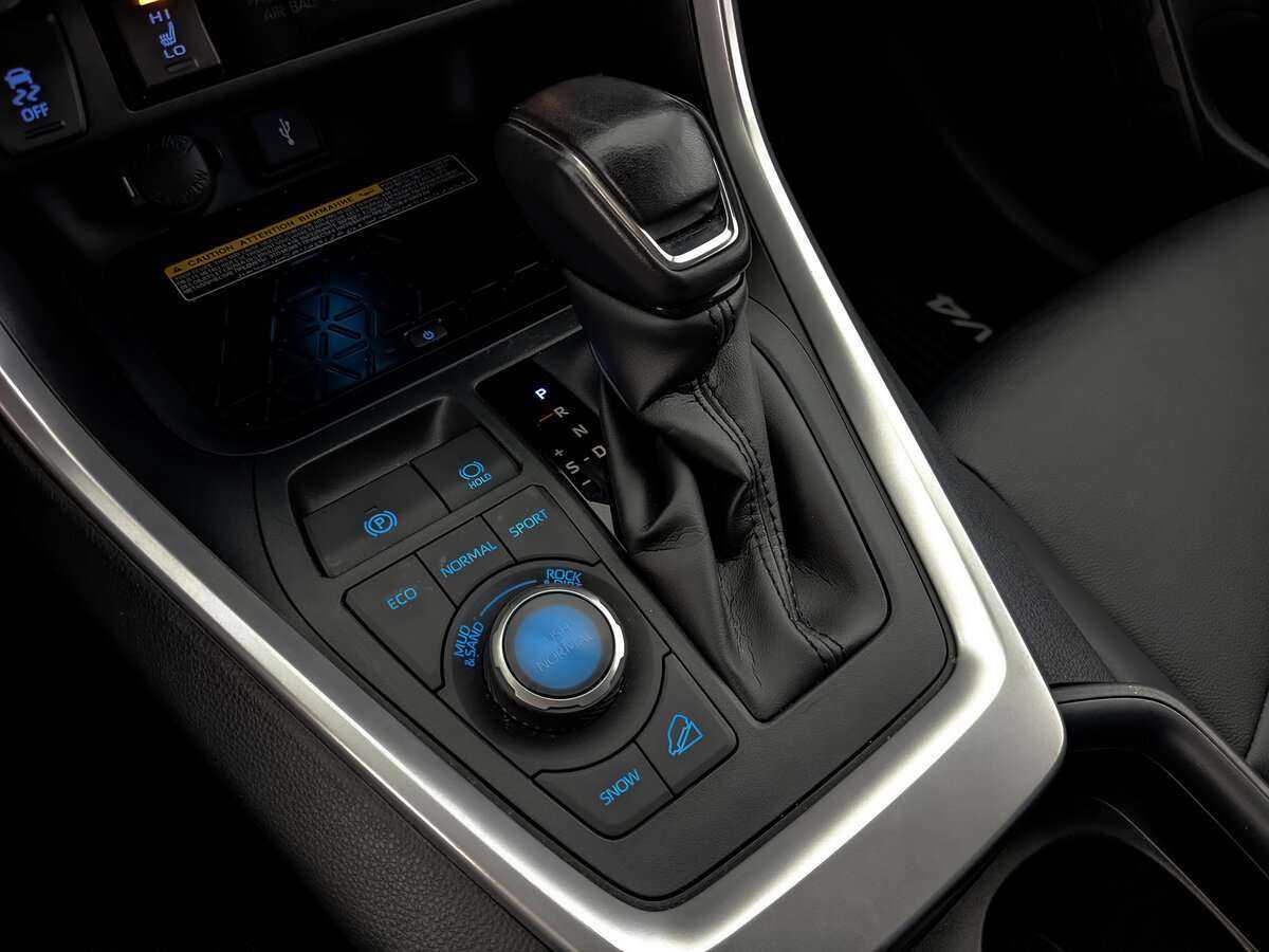 Toyota RAV4 2022 года с пробегом. Фото: #25