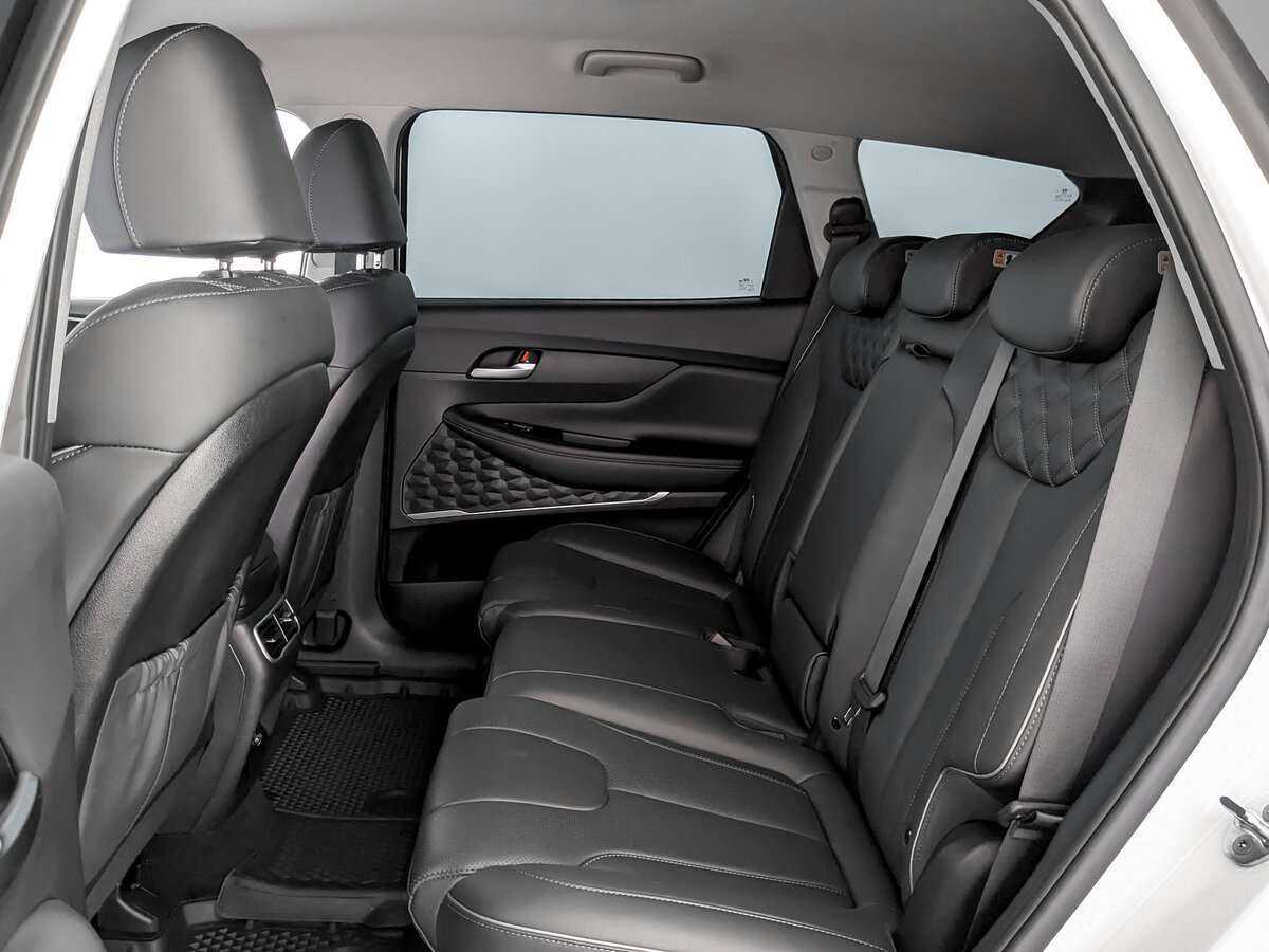 Hyundai Santa Fe 2023 года с пробегом. Фото: #9