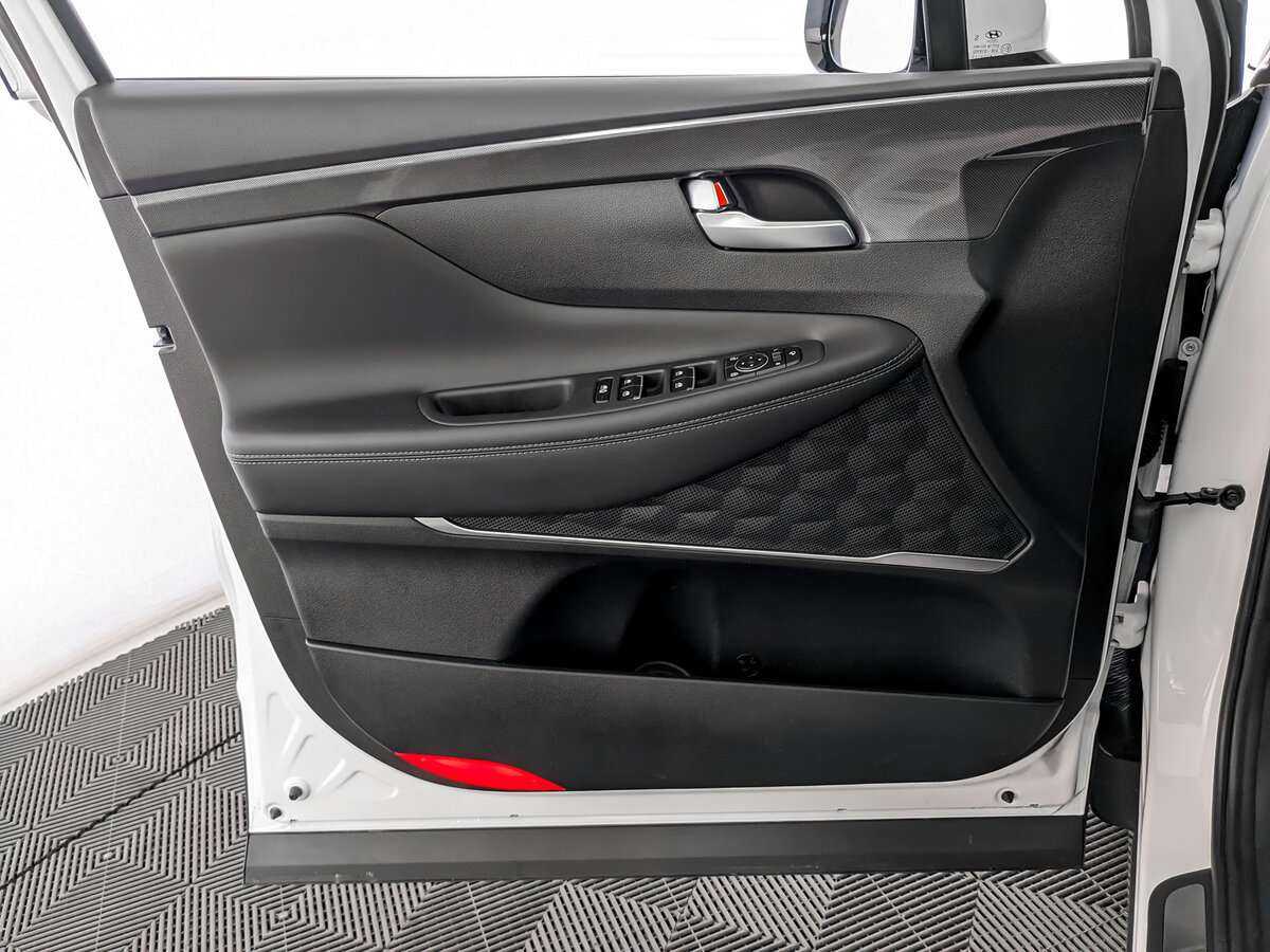 Hyundai Santa Fe 2023 года с пробегом. Фото: #14