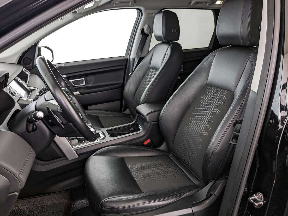 Land Rover Discovery Sport 2017 года с пробегом. Фото: #19