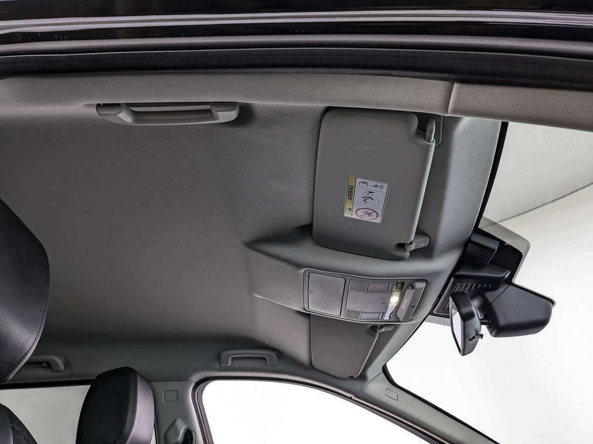 Land Rover Discovery Sport 2017 года с пробегом. Фото: #22