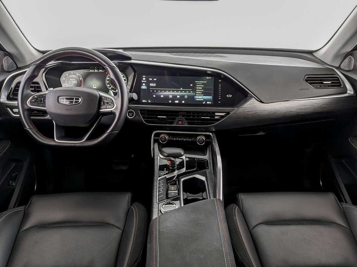 Geely Tugella 2021 года с пробегом. Фото: #11