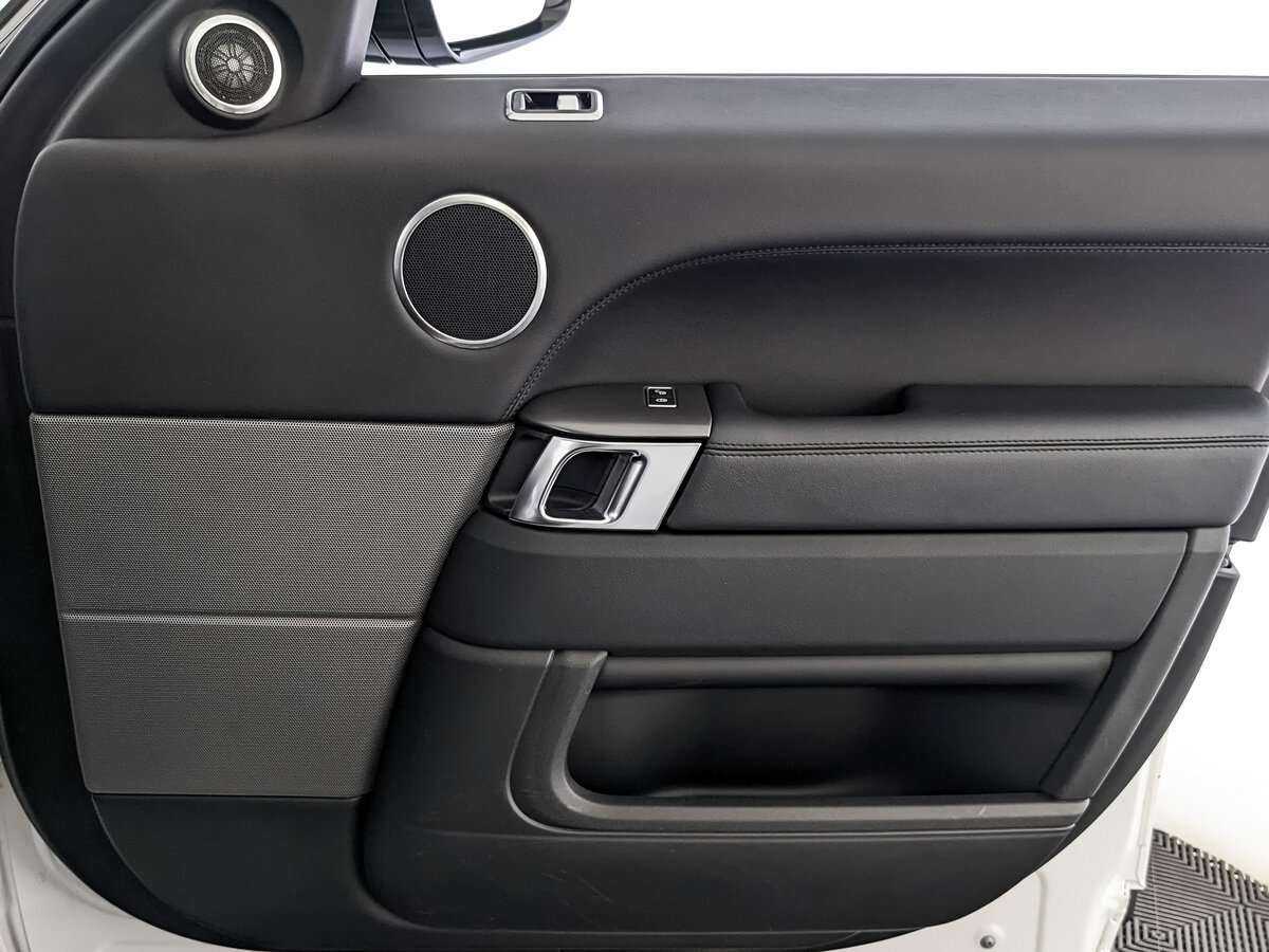 Land Rover Range Rover Sport 2018 года с пробегом. Фото: #17