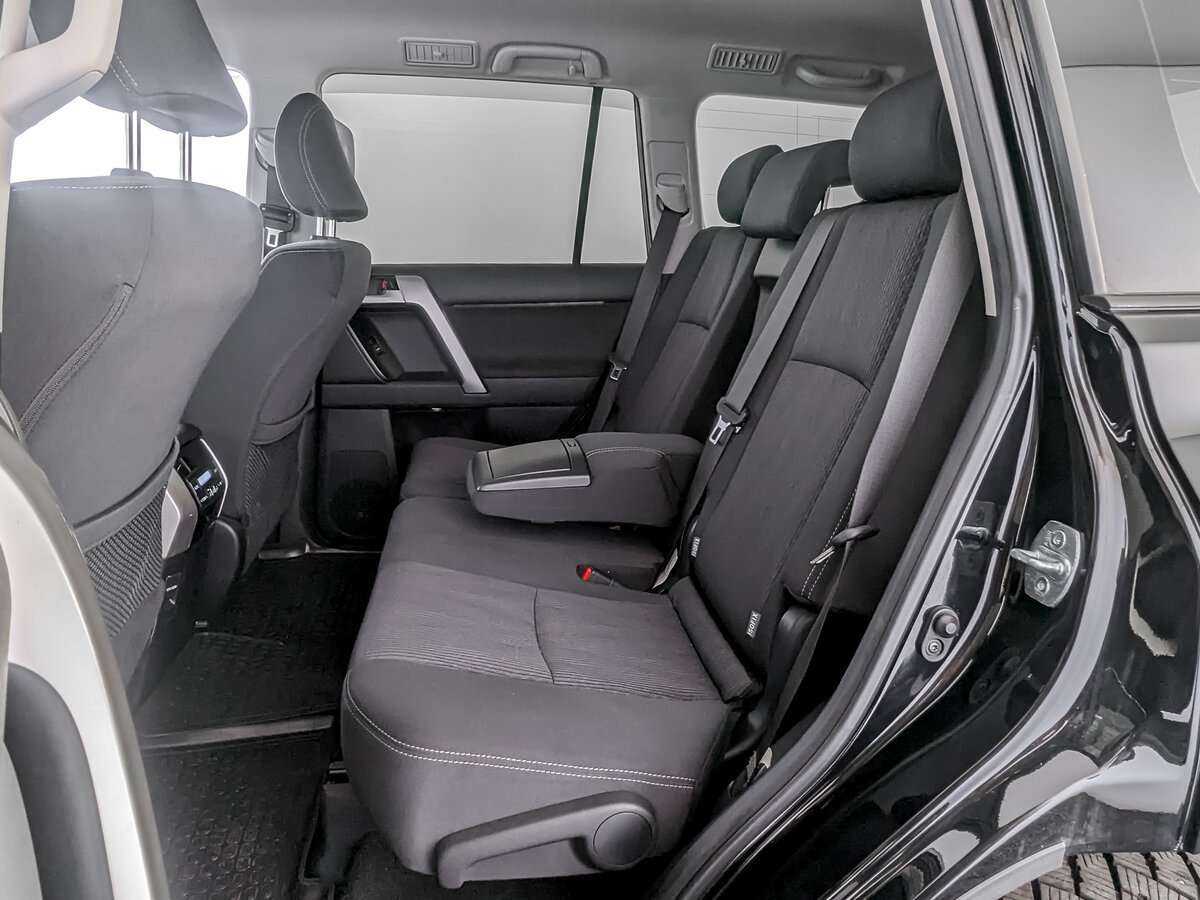 Toyota Land Cruiser Prado 2021 года с пробегом. Фото: #9