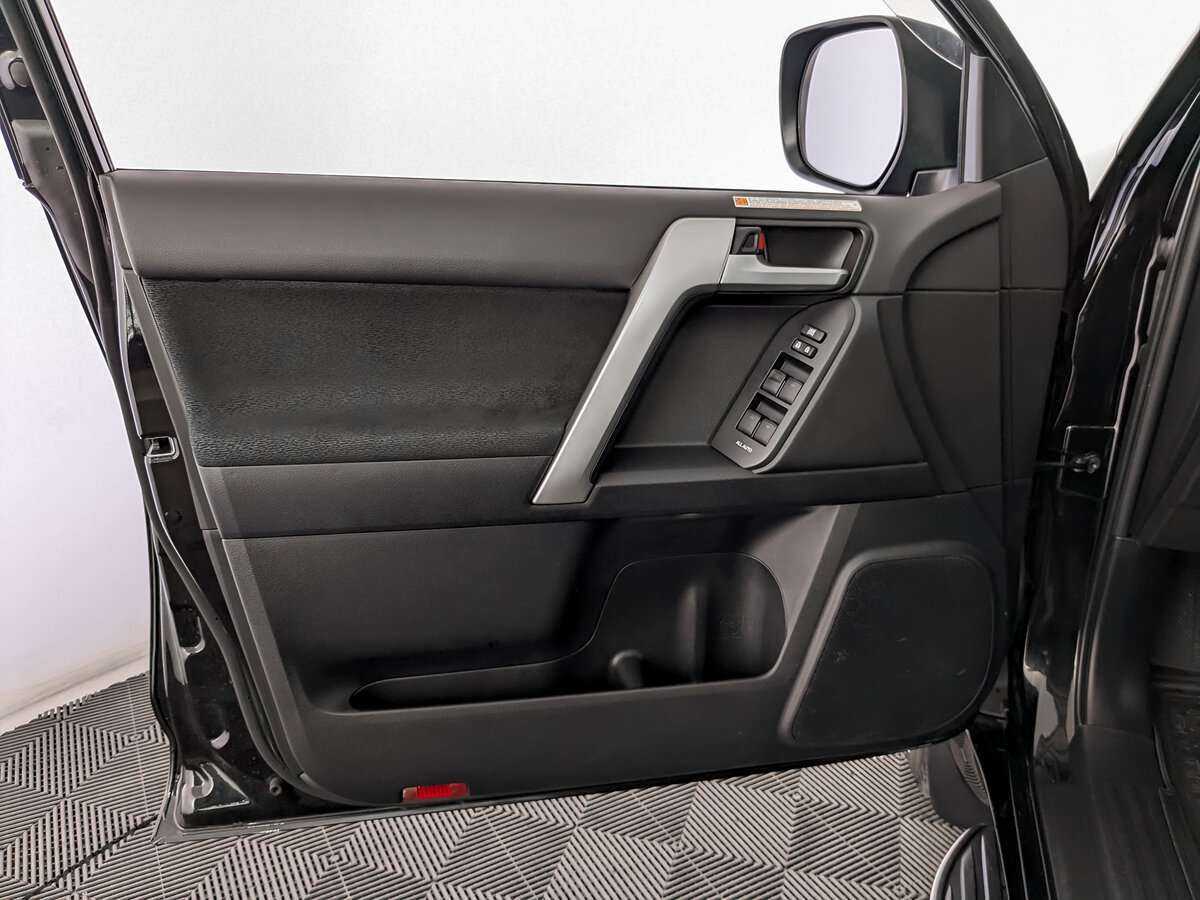 Toyota Land Cruiser Prado 2021 года с пробегом. Фото: #15