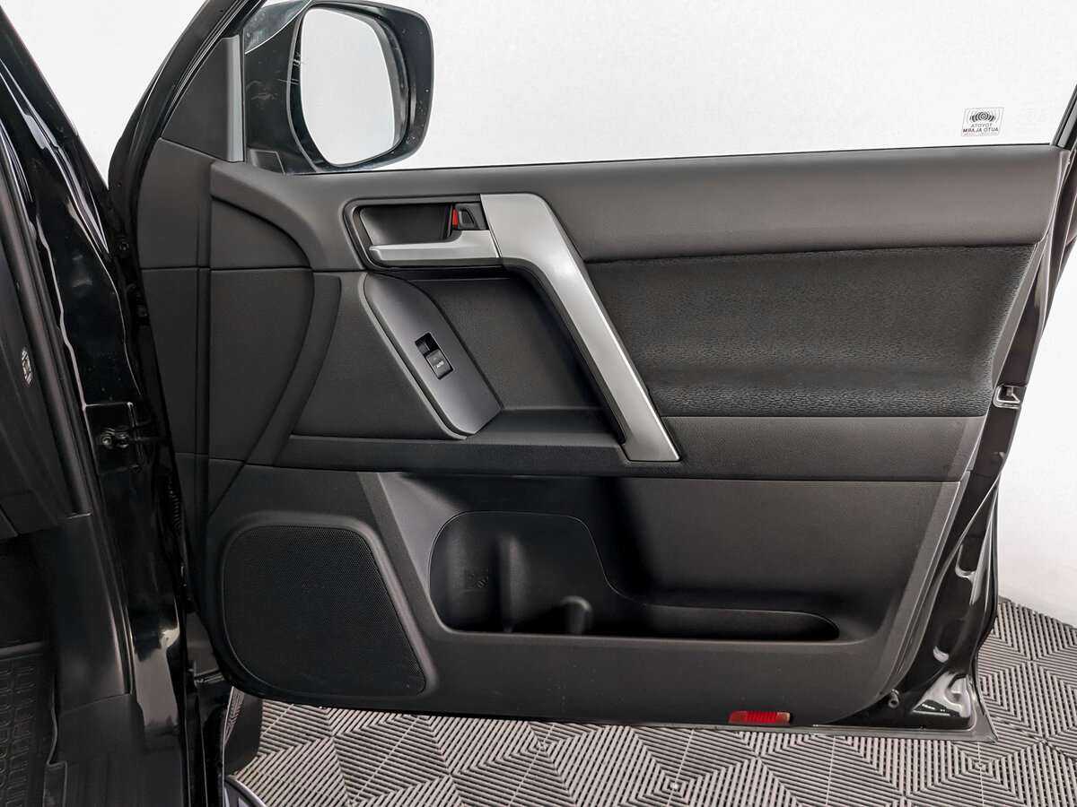 Toyota Land Cruiser Prado 2021 года с пробегом. Фото: #19