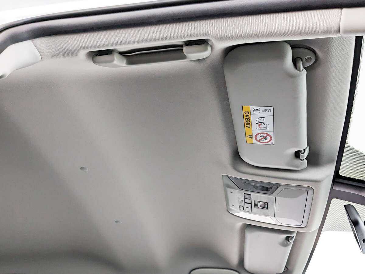 Toyota RAV4 2020 года с пробегом. Фото: #17