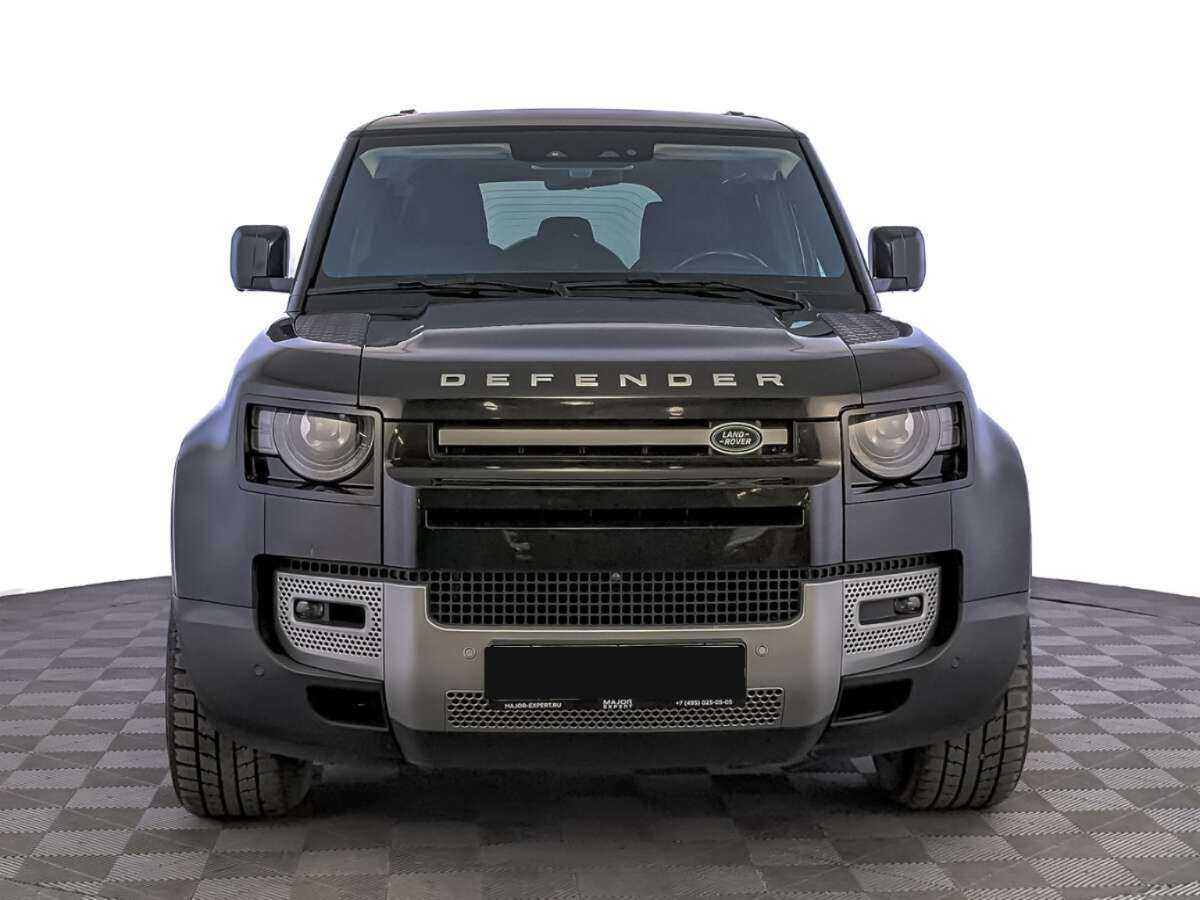 Land Rover Defender 2020 года с пробегом. Фото: #1