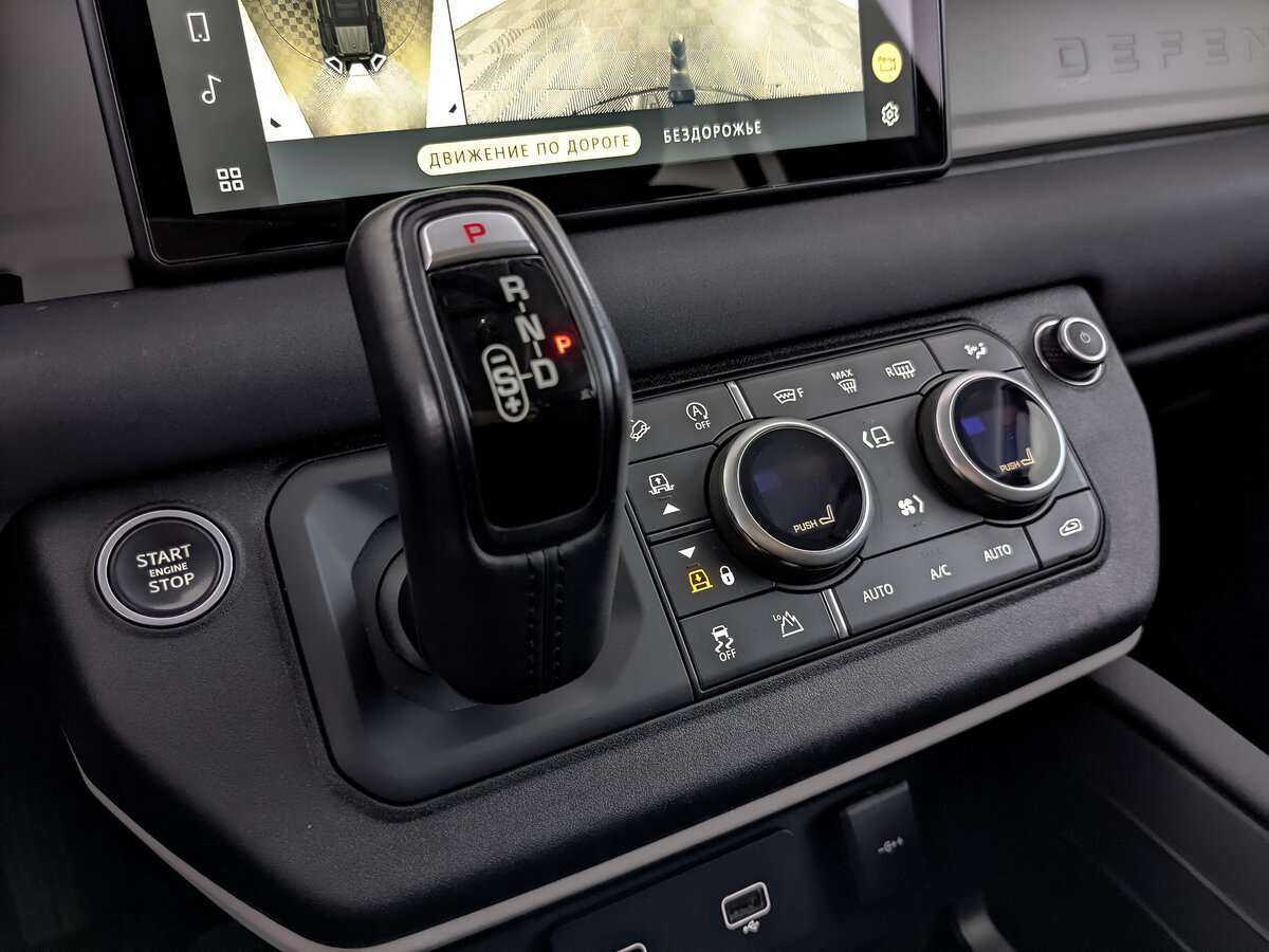 Land Rover Defender 2020 года с пробегом. Фото: #18