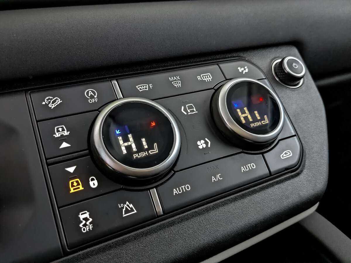 Land Rover Defender 2020 года с пробегом. Фото: #19