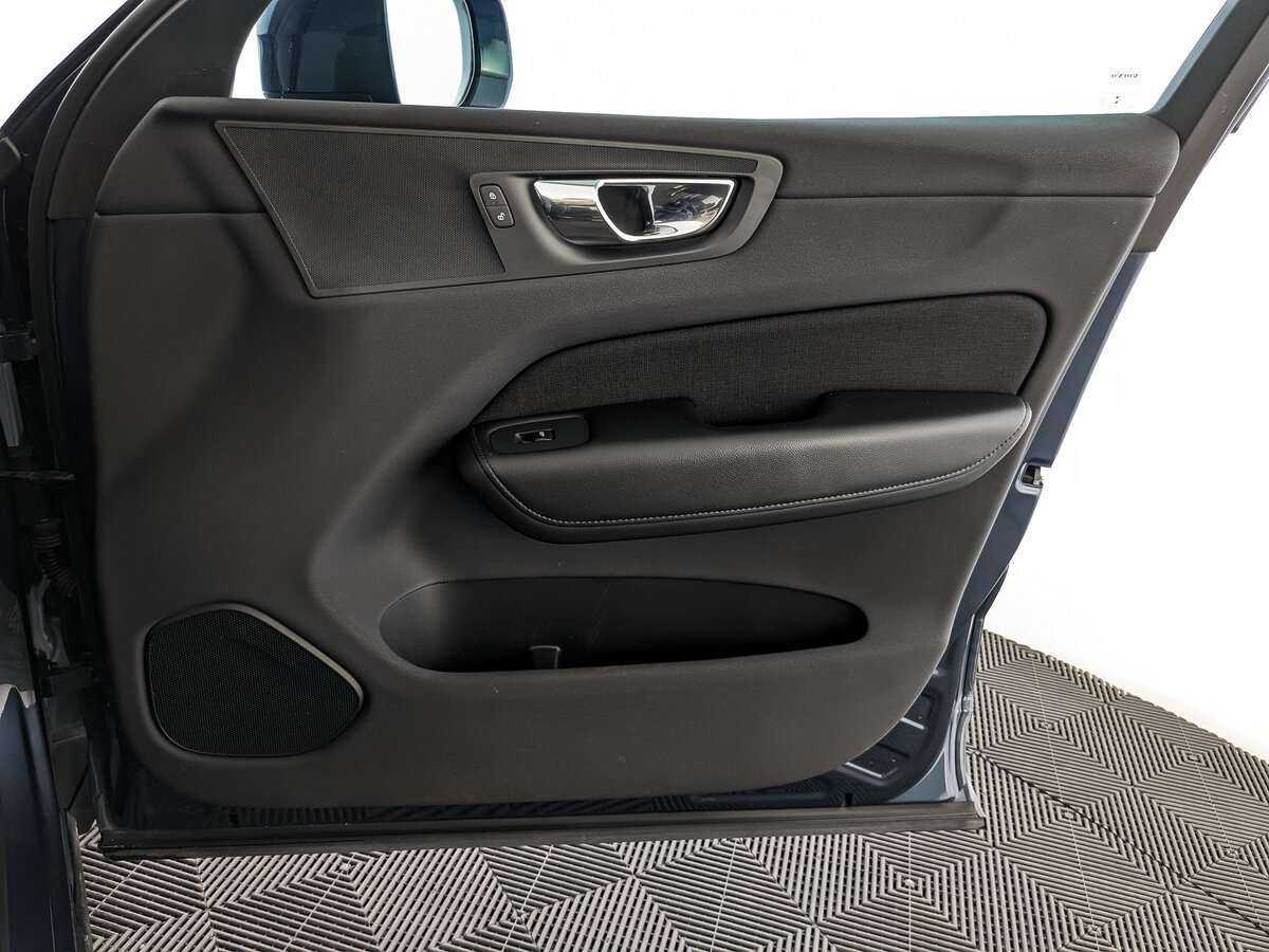 Volvo XC60 2019 года с пробегом. Фото: #20