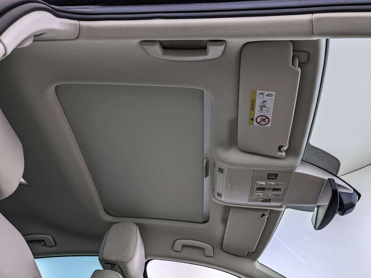 Volkswagen Passat 2018 года с пробегом. Фото: #18