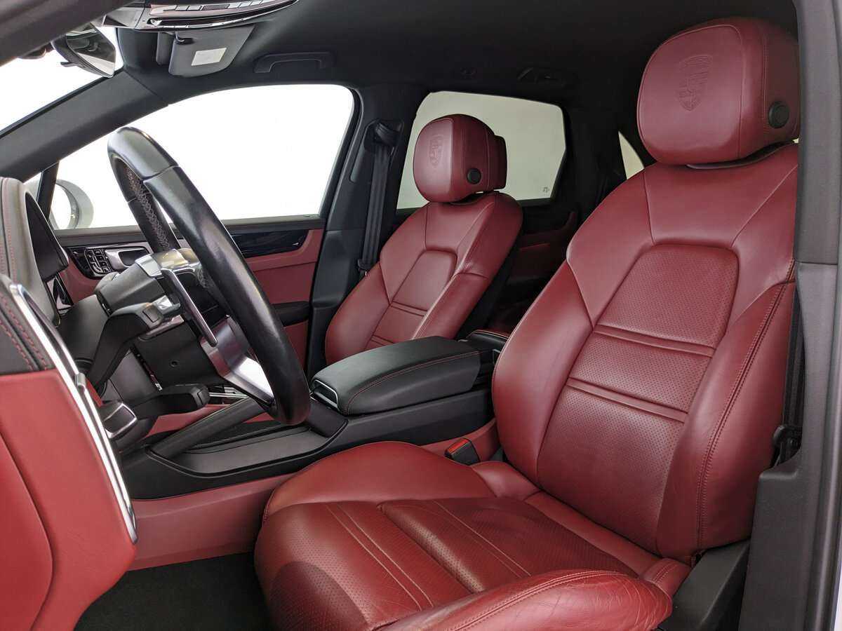 Porsche Cayenne 2018 года с пробегом. Фото: #14