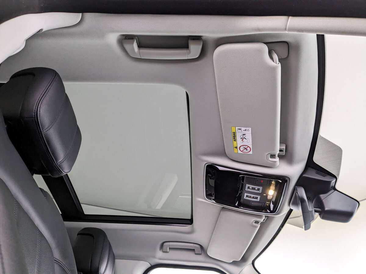 Land Rover Range Rover Sport 2020 года с пробегом. Фото: #17