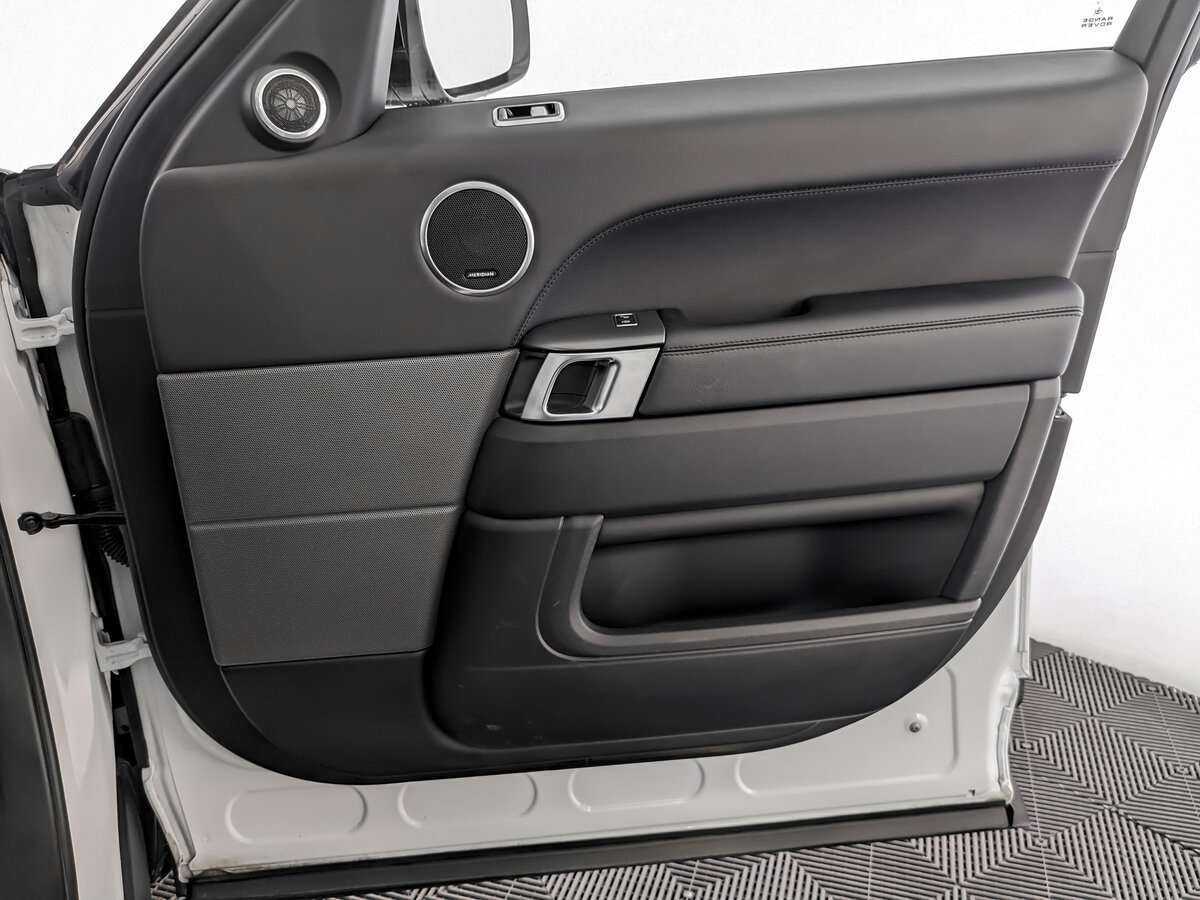 Land Rover Range Rover Sport 2020 года с пробегом. Фото: #19