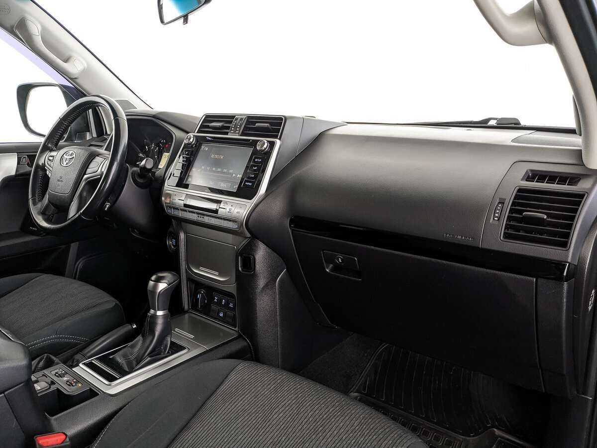 Toyota Land Cruiser Prado 2020 года с пробегом. Фото: #9