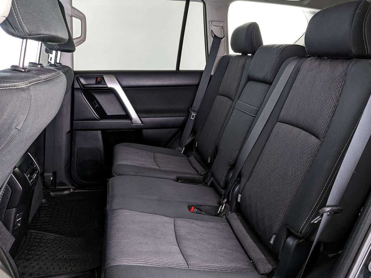 Toyota Land Cruiser Prado 2020 года с пробегом. Фото: #14