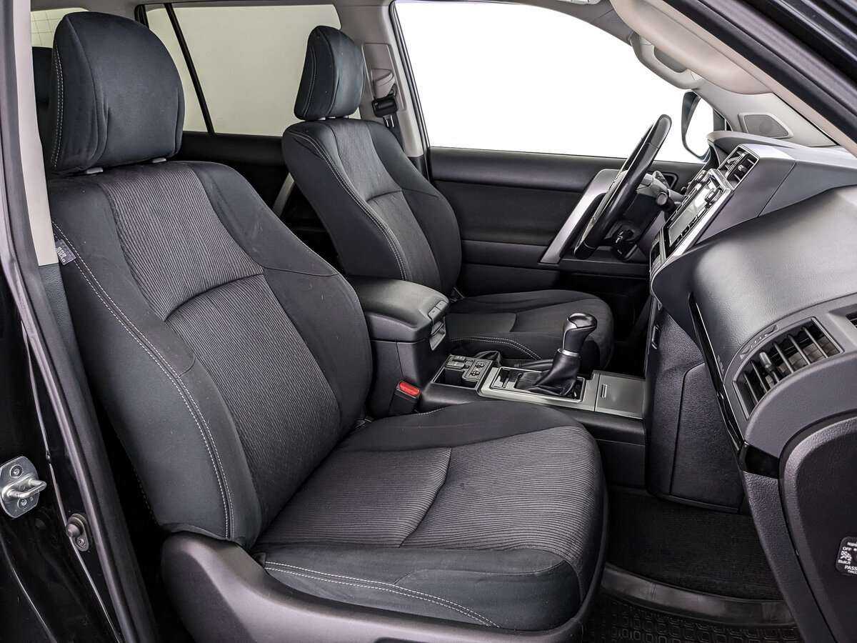 Toyota Land Cruiser Prado 2020 года с пробегом. Фото: #20