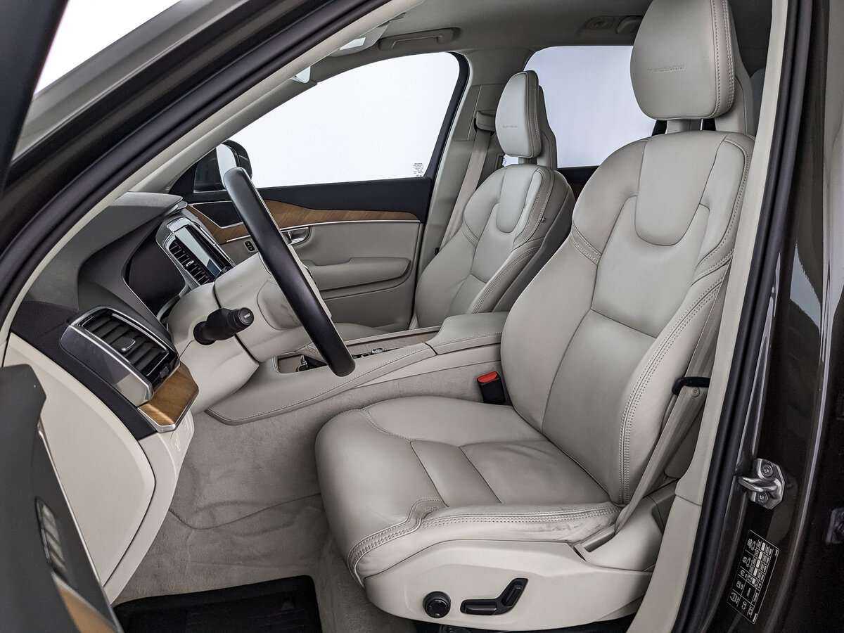 Volvo XC90 2018 года с пробегом. Фото: #18