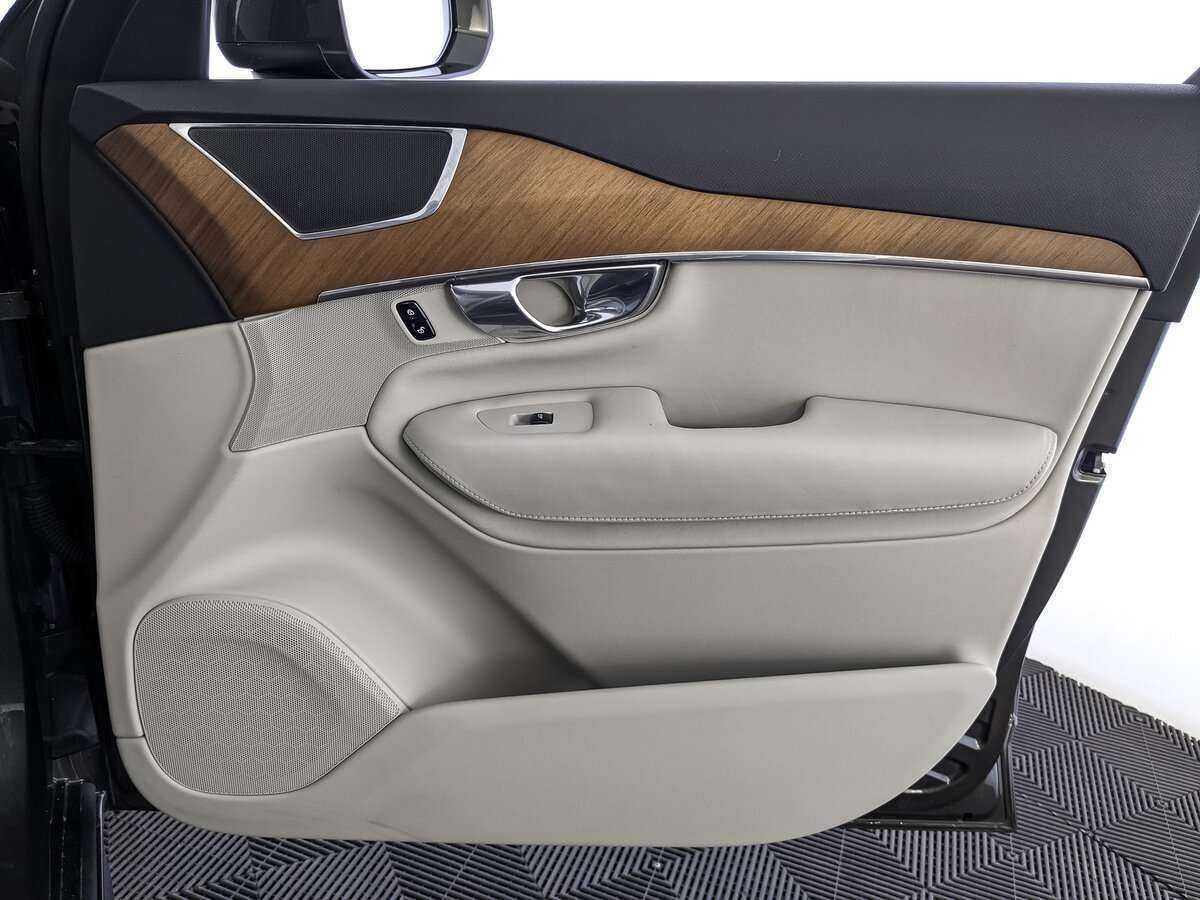 Volvo XC90 2018 года с пробегом. Фото: #23