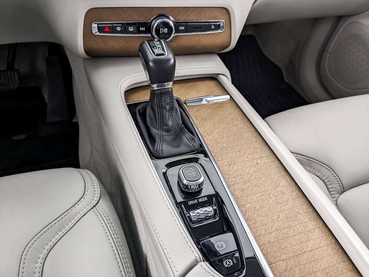 Volvo XC90 2018 года с пробегом. Фото: #24