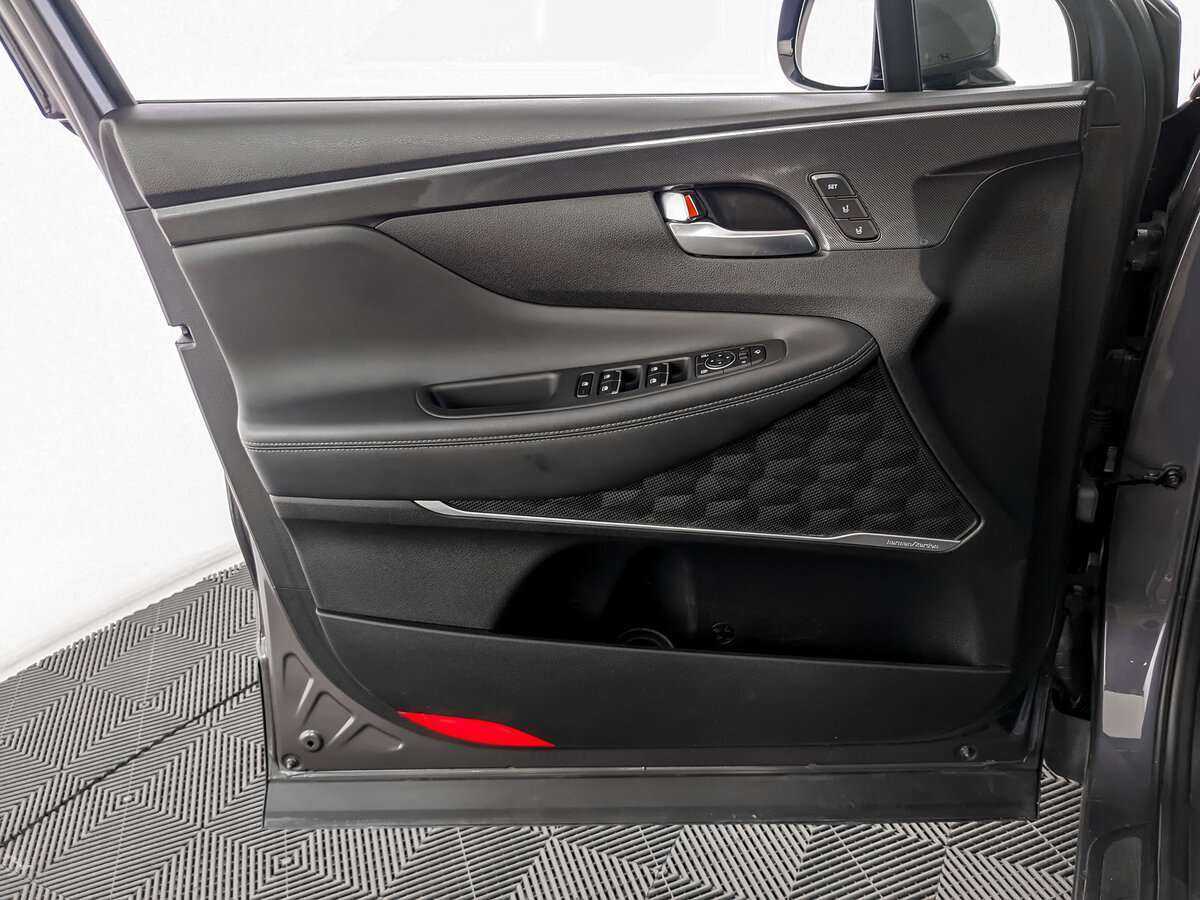 Hyundai Santa Fe 2021 года с пробегом. Фото: #14