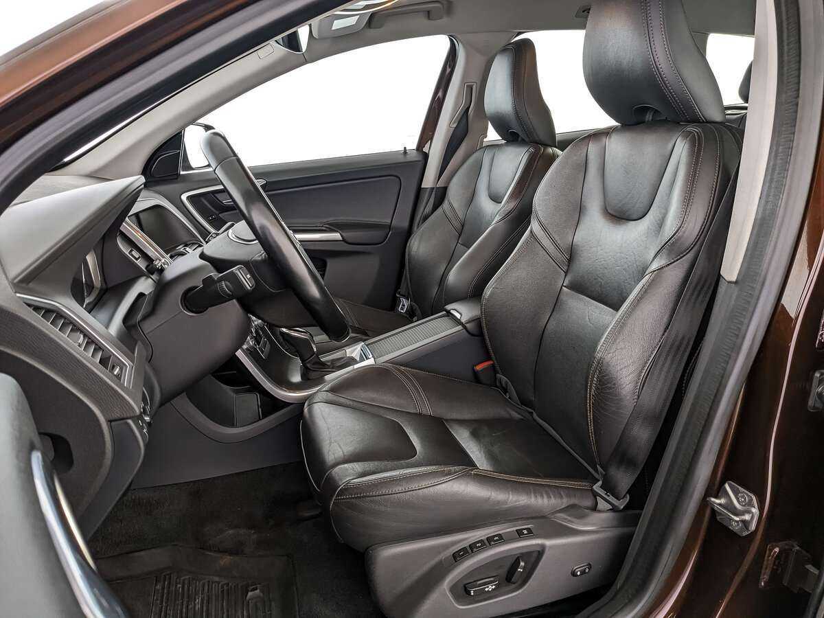 Volvo XC60 2015 года с пробегом. Фото: #15