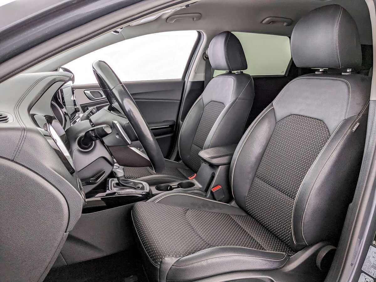 Kia Ceed 2021 года с пробегом. Фото: #14