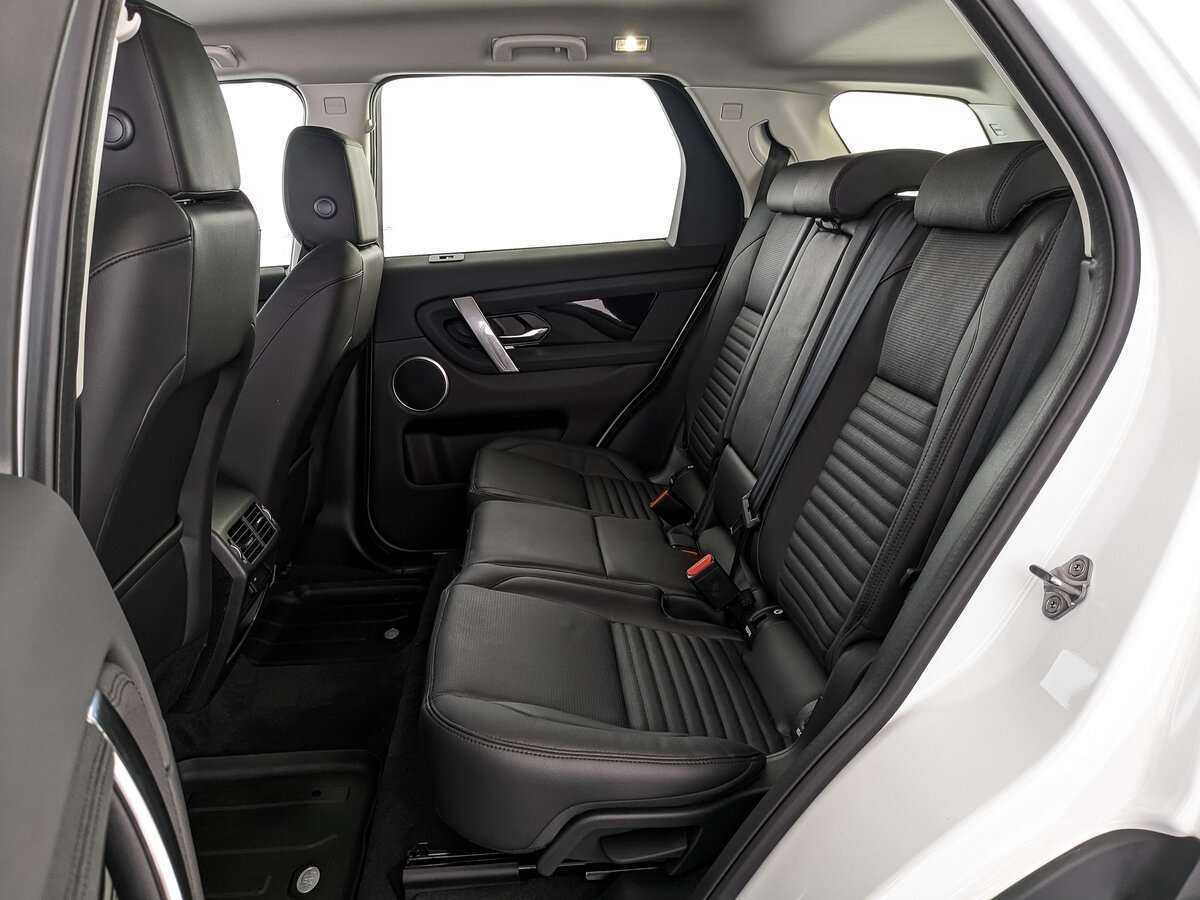 Land Rover Discovery Sport 2022 года с пробегом. Фото: #12