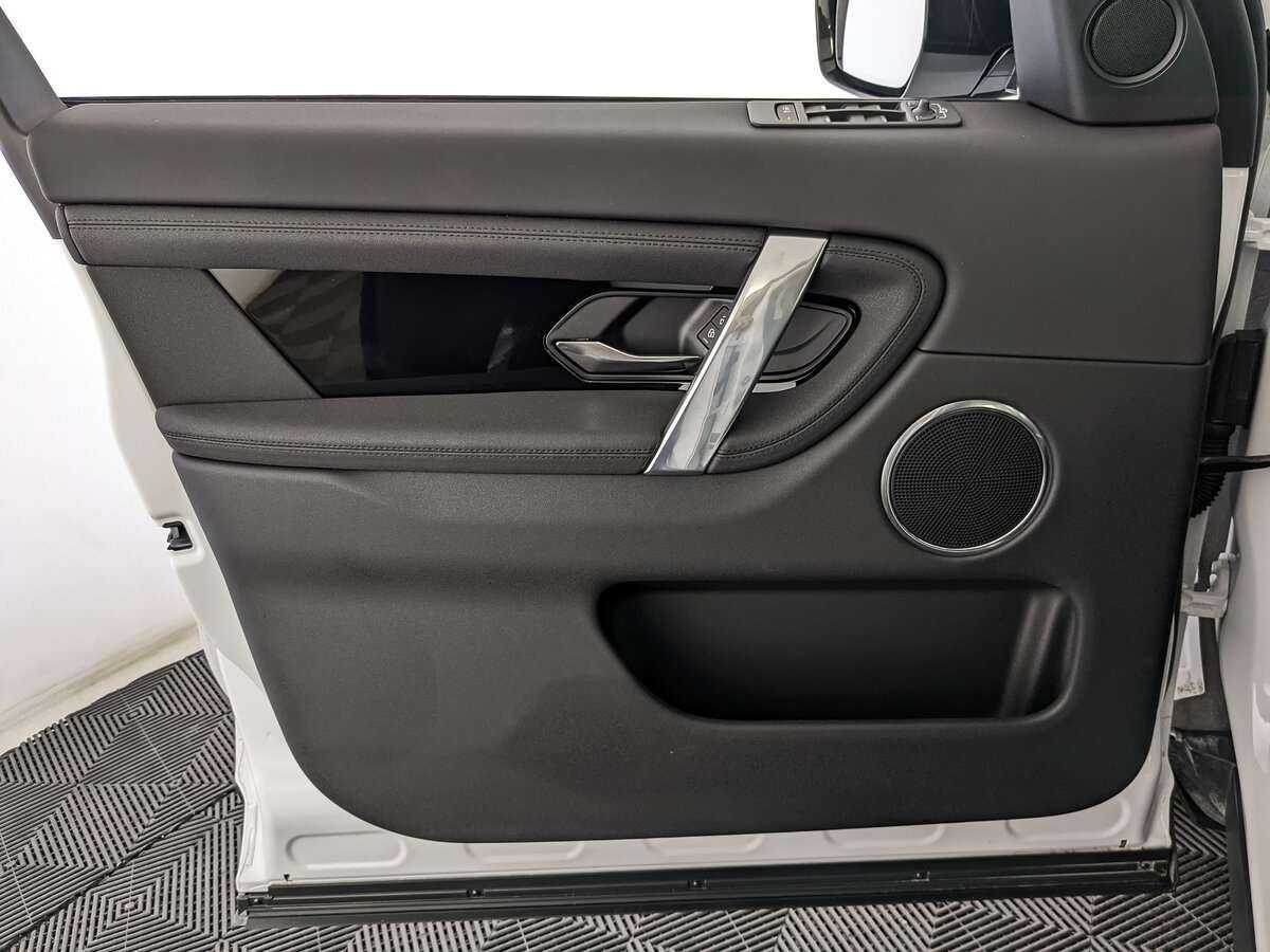 Land Rover Discovery Sport 2022 года с пробегом. Фото: #13