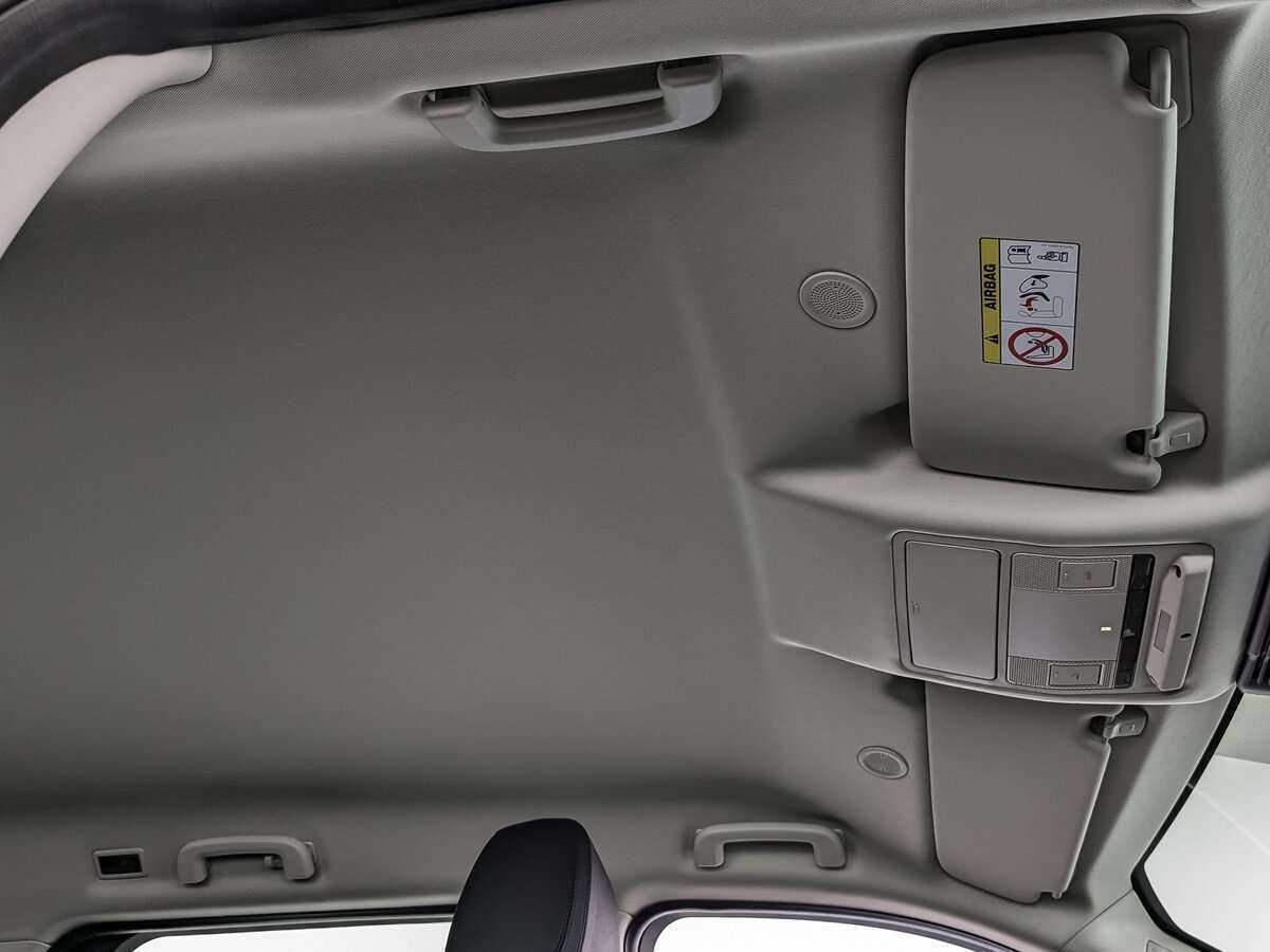 Land Rover Discovery Sport 2022 года с пробегом. Фото: #17