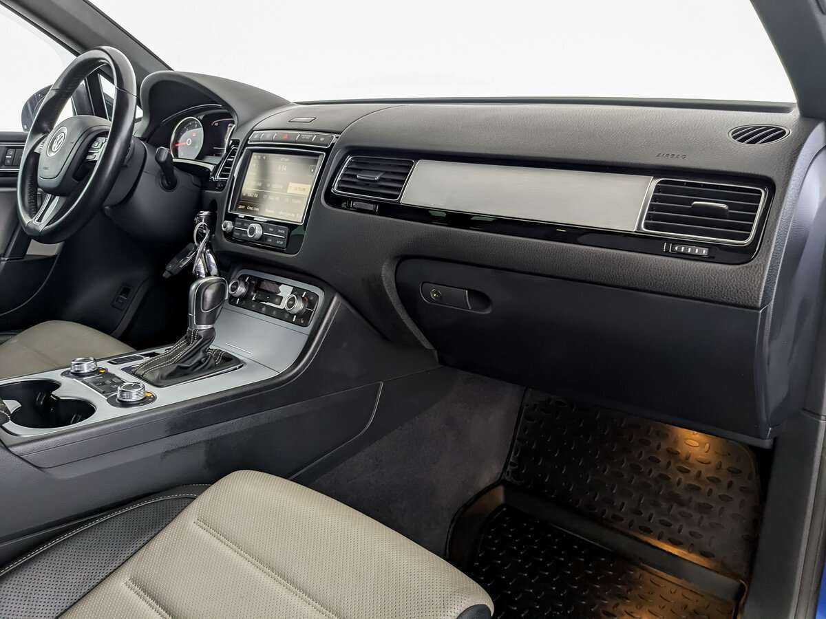 Volkswagen Touareg 2017 года с пробегом. Фото: #8