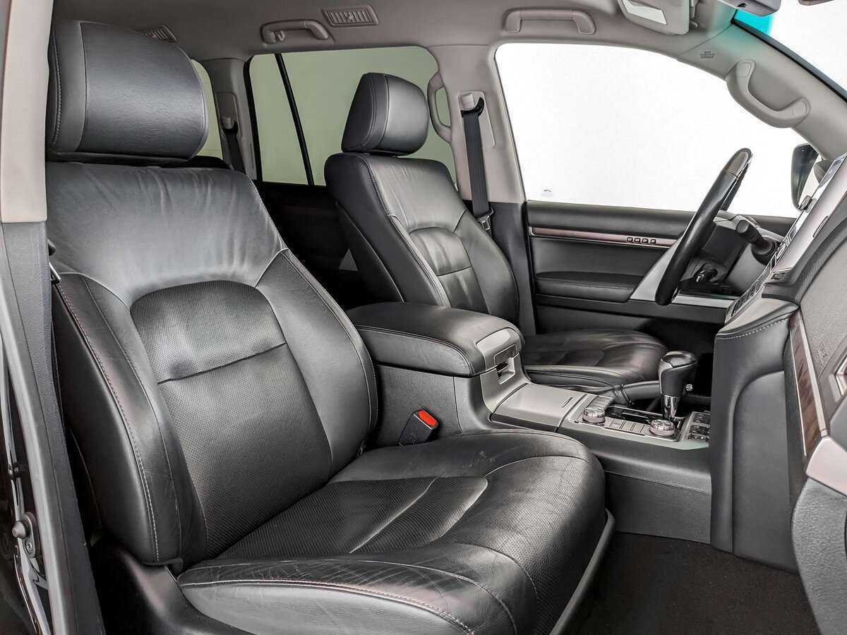Toyota Land Cruiser 2019 года с пробегом. Фото: #19