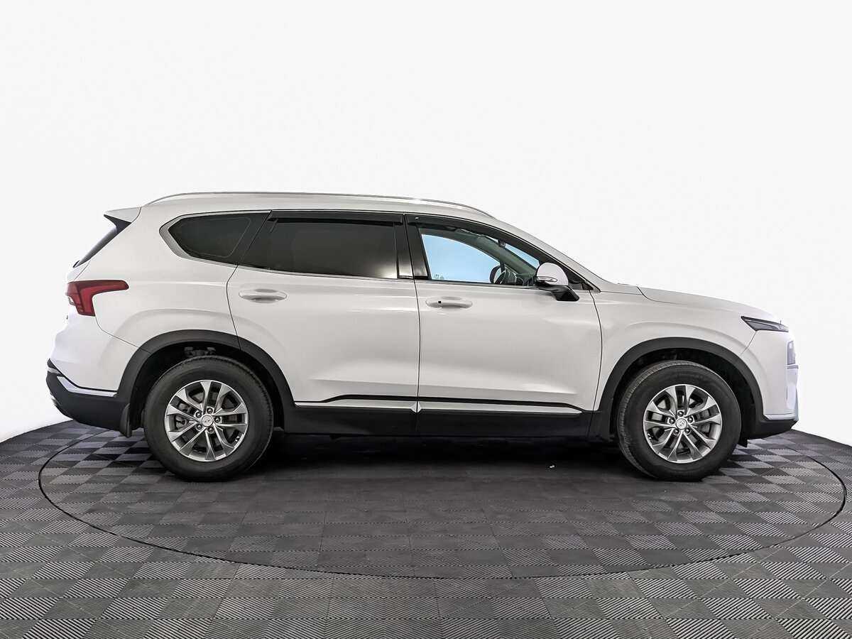 Hyundai Santa Fe 2022 года с пробегом. Фото: #3