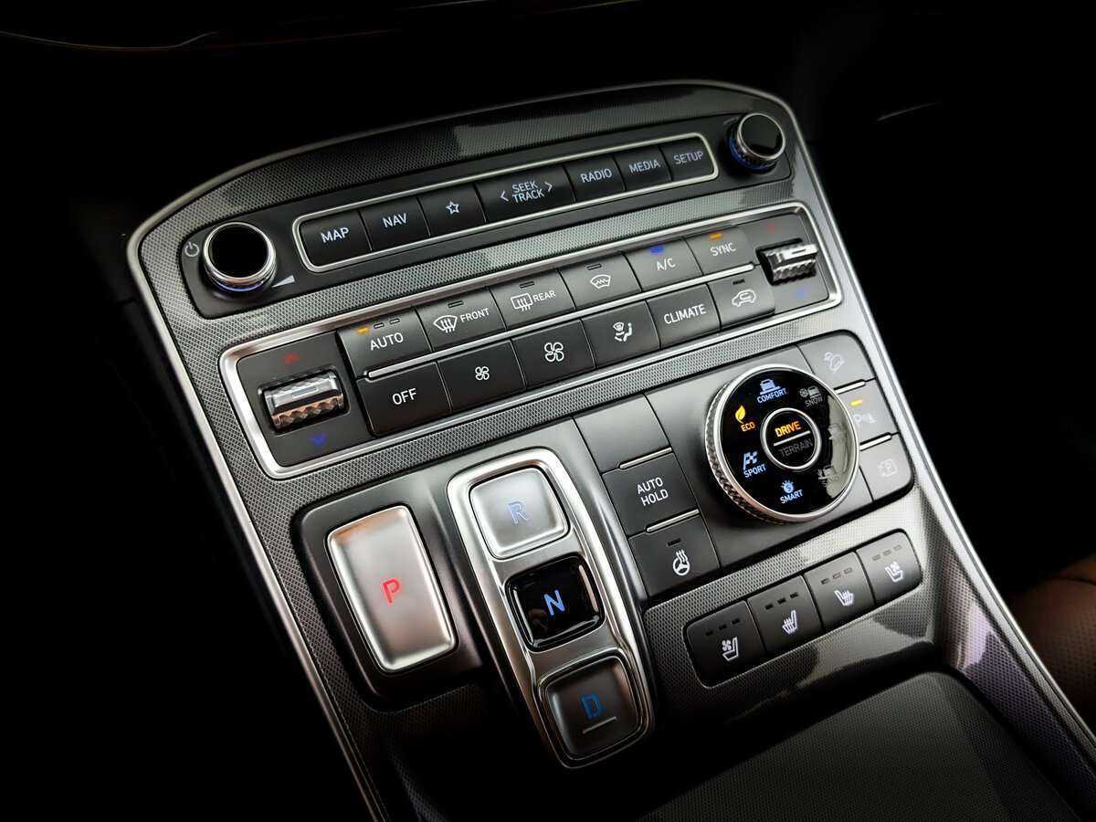 Hyundai Santa Fe 2022 года с пробегом. Фото: #25