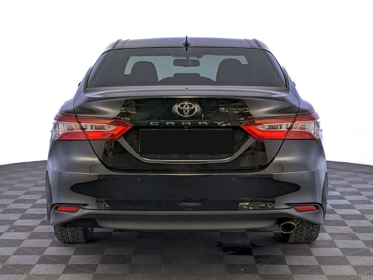 Toyota Camry 2021 года с пробегом. Фото: #5
