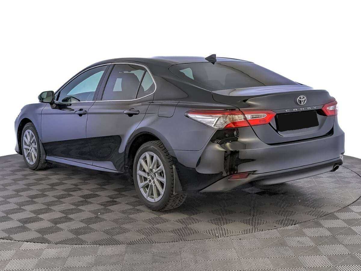 Toyota Camry 2021 года с пробегом. Фото: #6