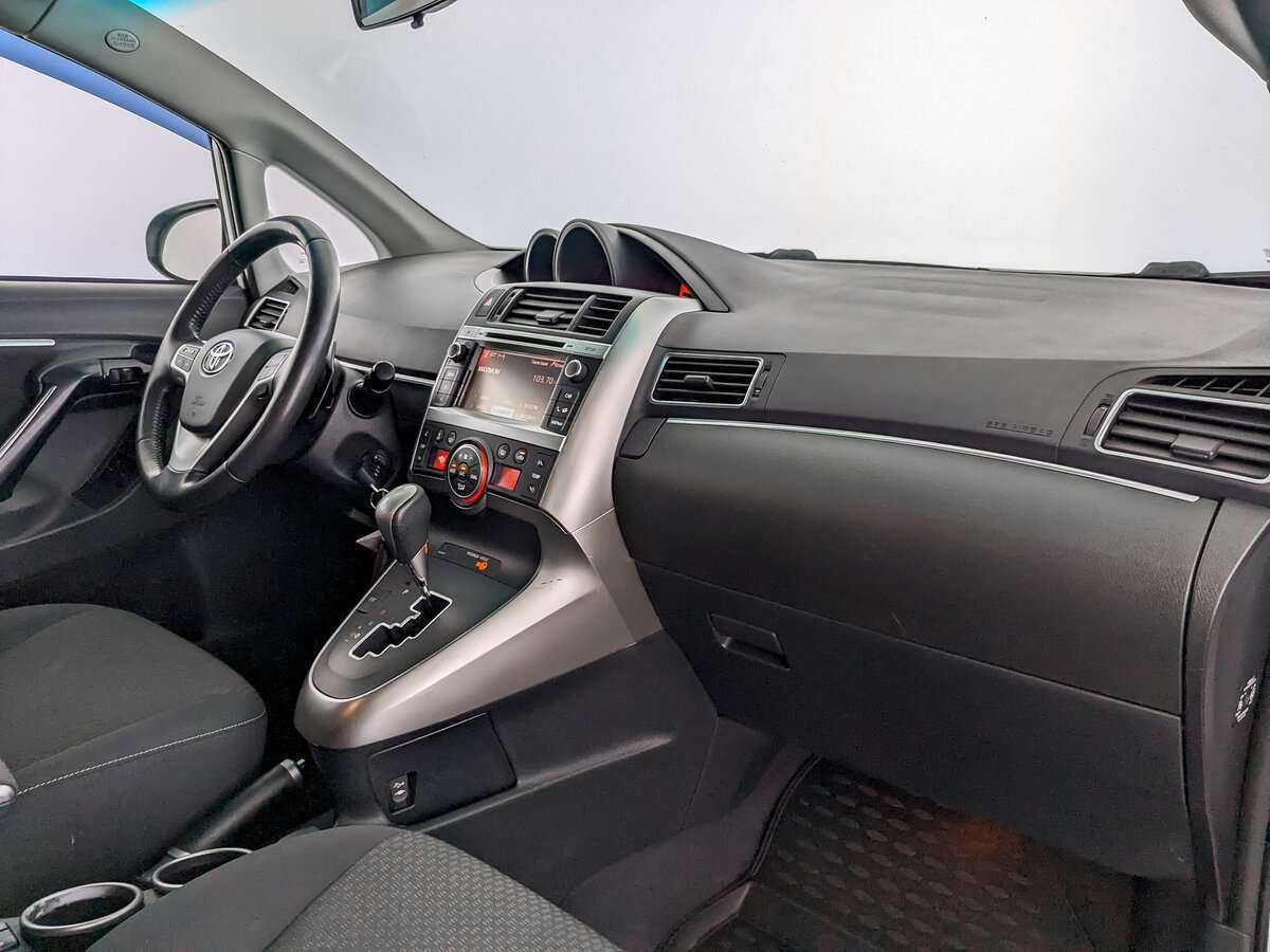 Toyota Verso 2013 года с пробегом. Фото: #8