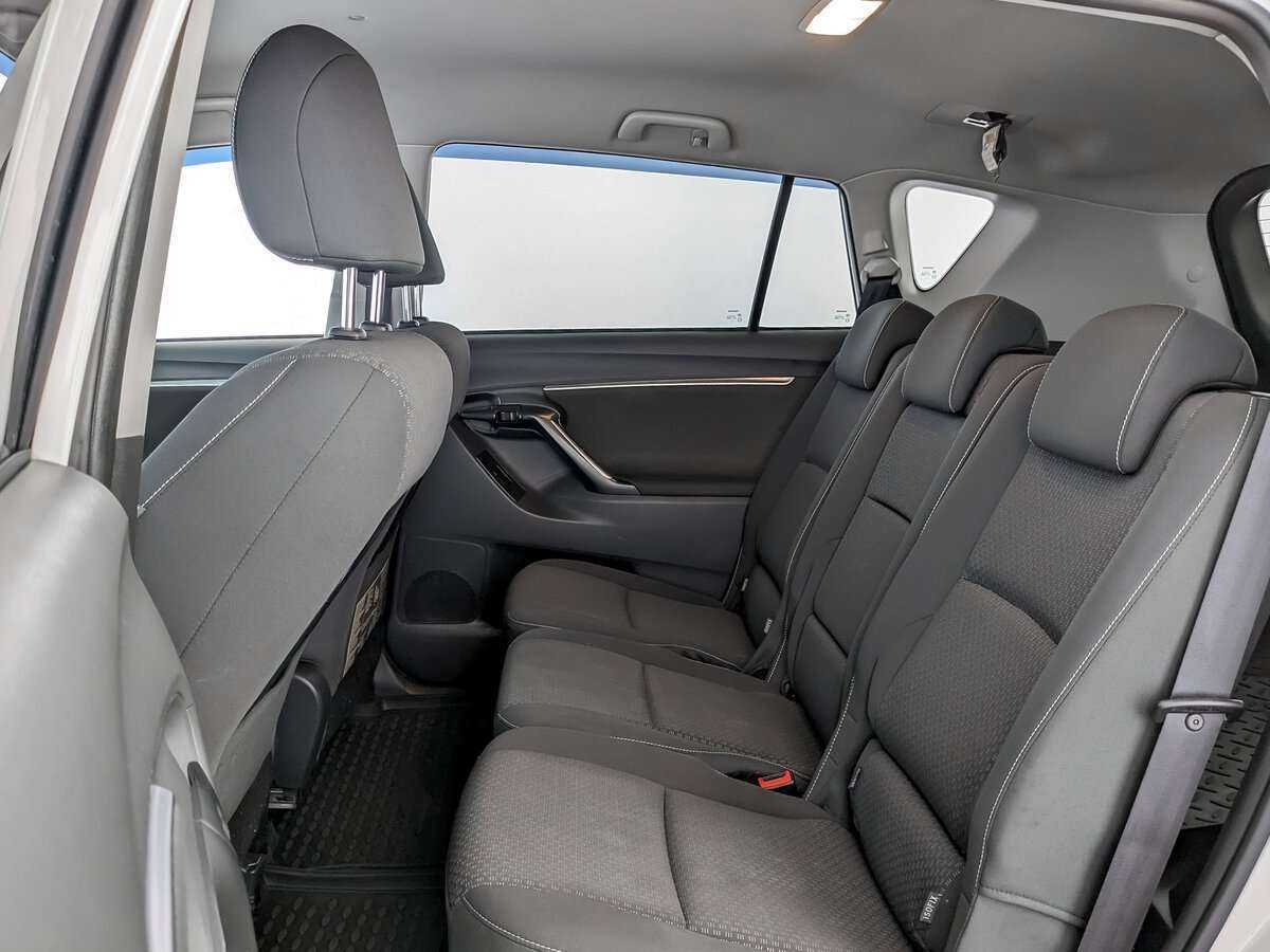 Toyota Verso 2013 года с пробегом. Фото: #9