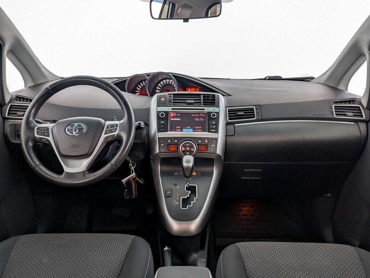 Toyota Verso 2013 года с пробегом. Фото: #11