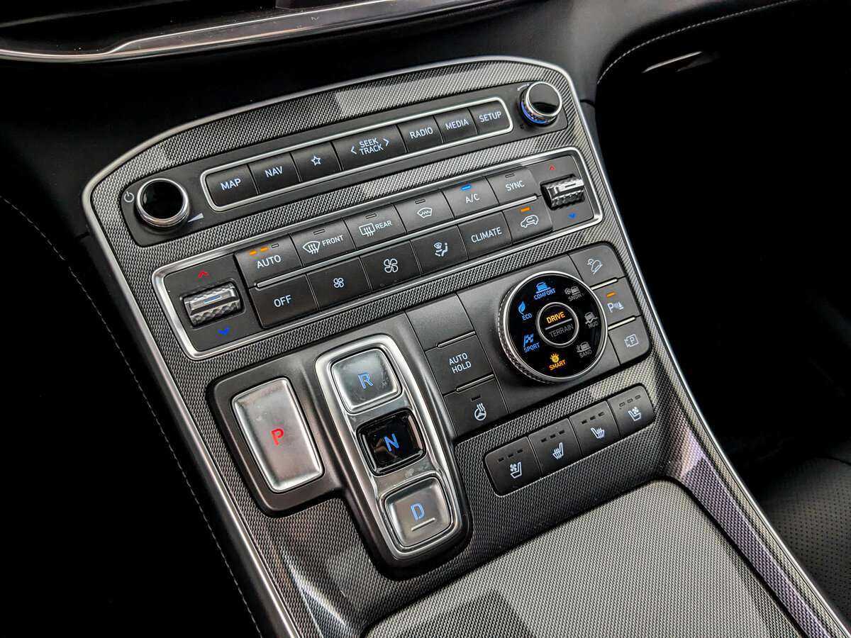 Hyundai Santa Fe 2021 года с пробегом. Фото: #21