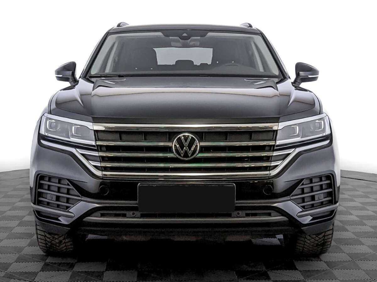 Volkswagen Touareg 2021 года с пробегом. Фото: #1