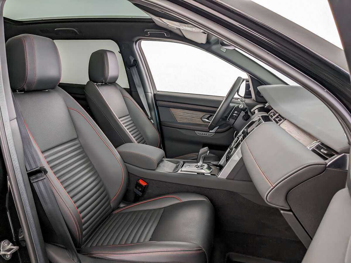 Land Rover Discovery Sport 2022 года с пробегом. Фото: #19