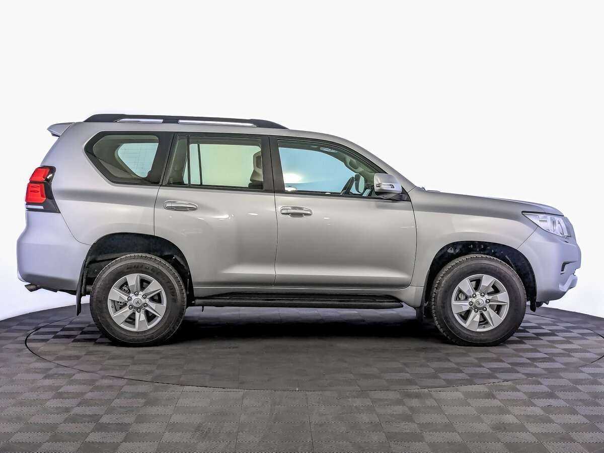 Toyota Land Cruiser Prado 2022 года с пробегом. Фото: #3