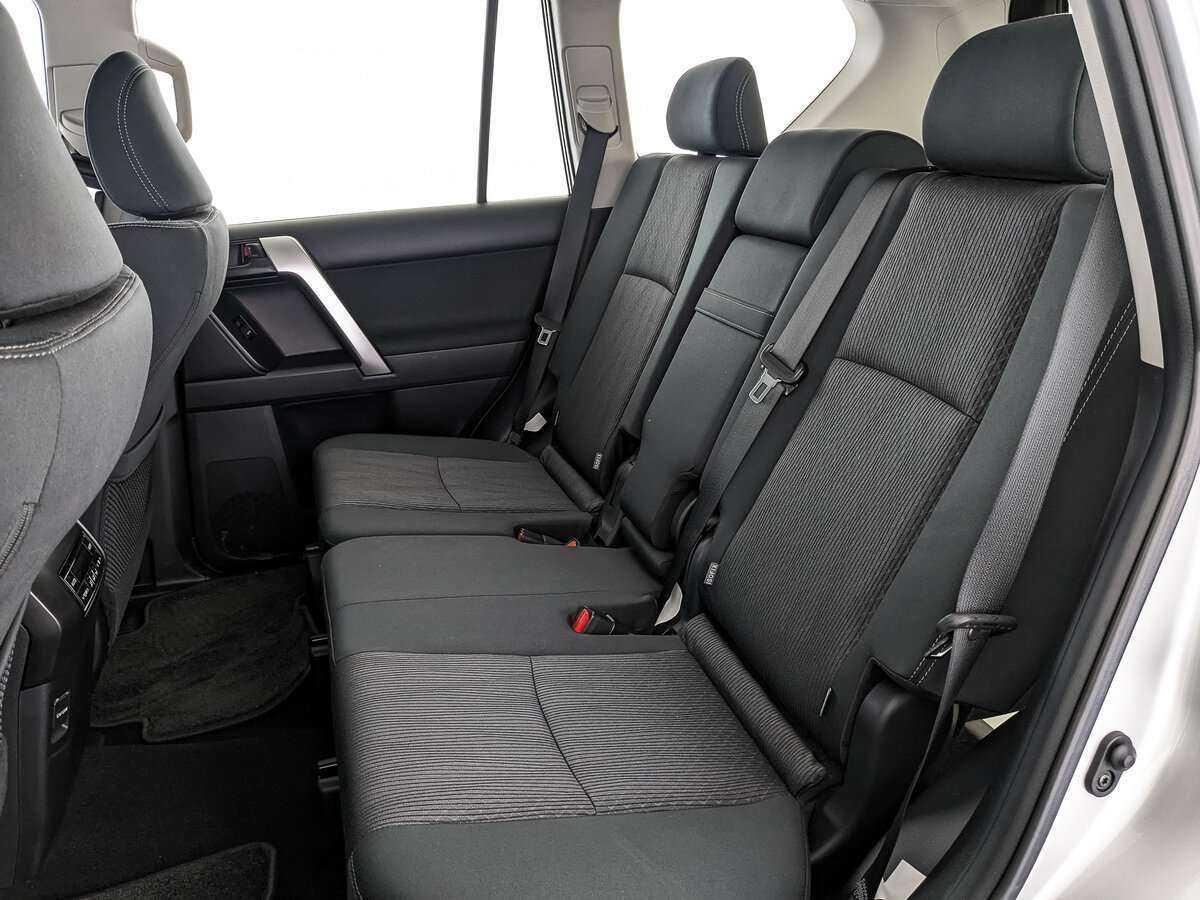 Toyota Land Cruiser Prado 2022 года с пробегом. Фото: #12