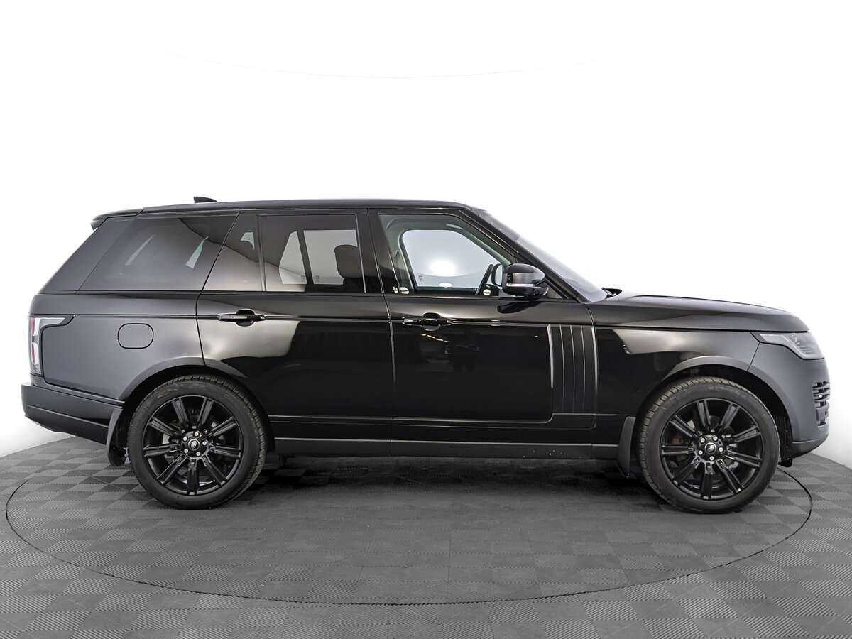 Land Rover Range Rover 2018 года с пробегом. Фото: #3