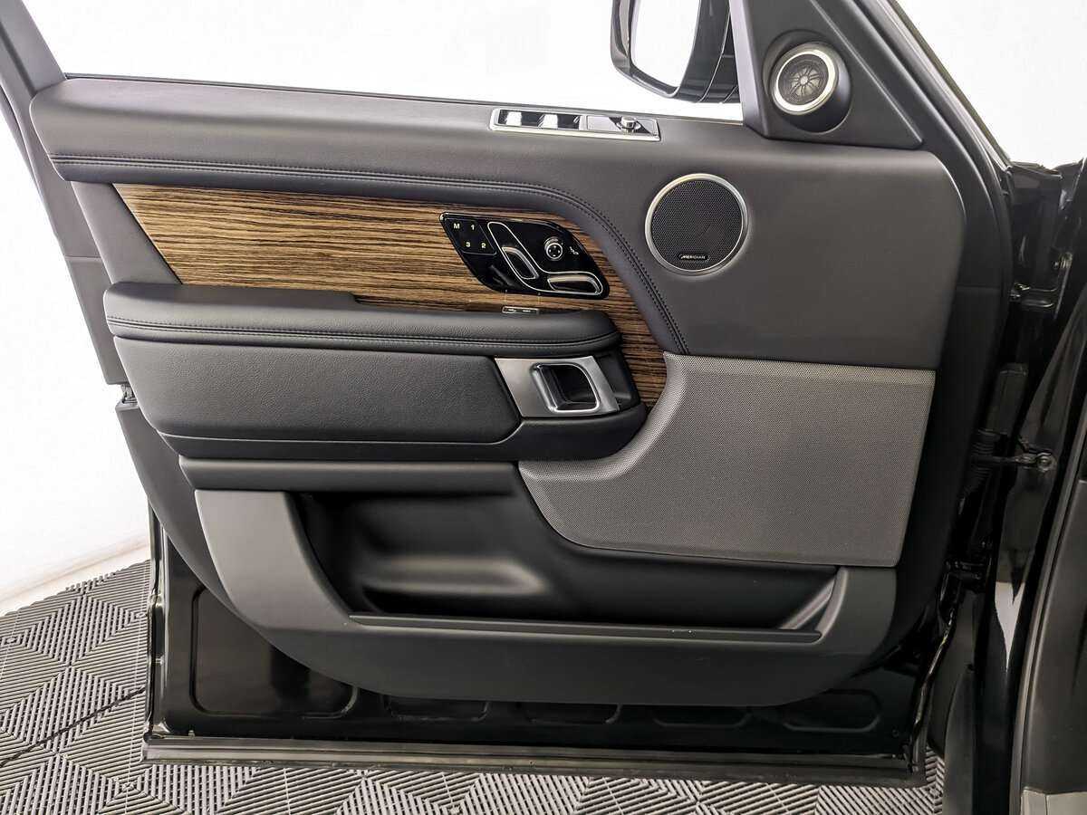 Land Rover Range Rover 2018 года с пробегом. Фото: #14